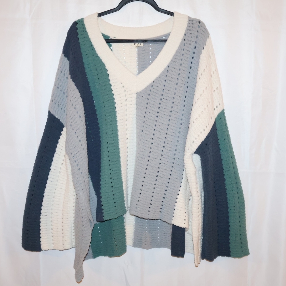 POL Relaxed Oversized V-neck Boxy Knit Sweater-Green, Gray, White, & Blue.